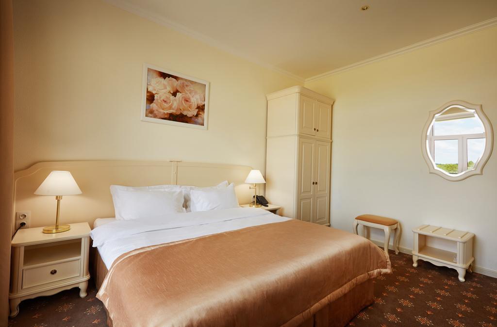 Baraviki Medical&Spa Resort Alfa Radon الغرفة الصورة